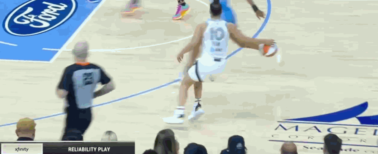 WNBA比赛报道：威尔逊拿下31分 马布里卡特拿下41分 王牌队以95-83击败天空队