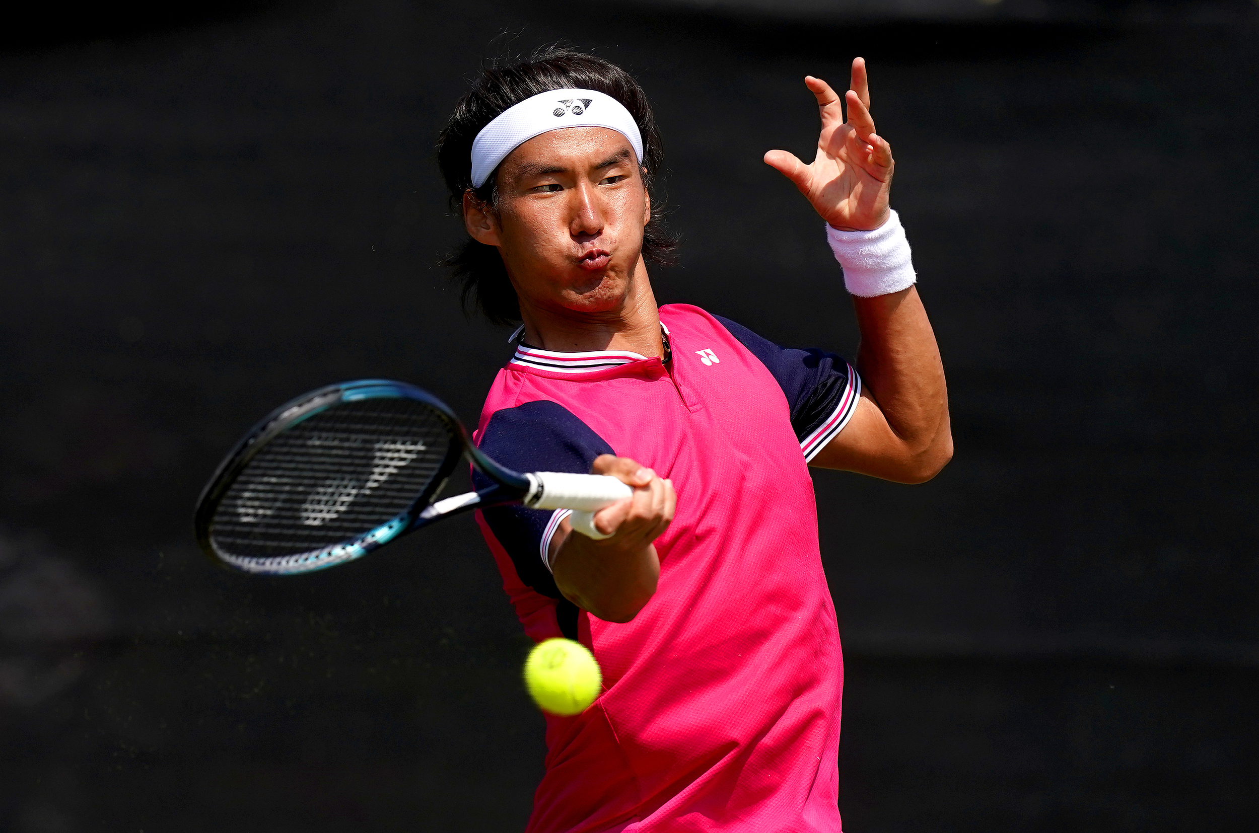 ATP杭州公开赛：布云朝克特2-0击败法国对手 取本赛季首胜
